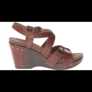 Dansko Brown Heels Size 38